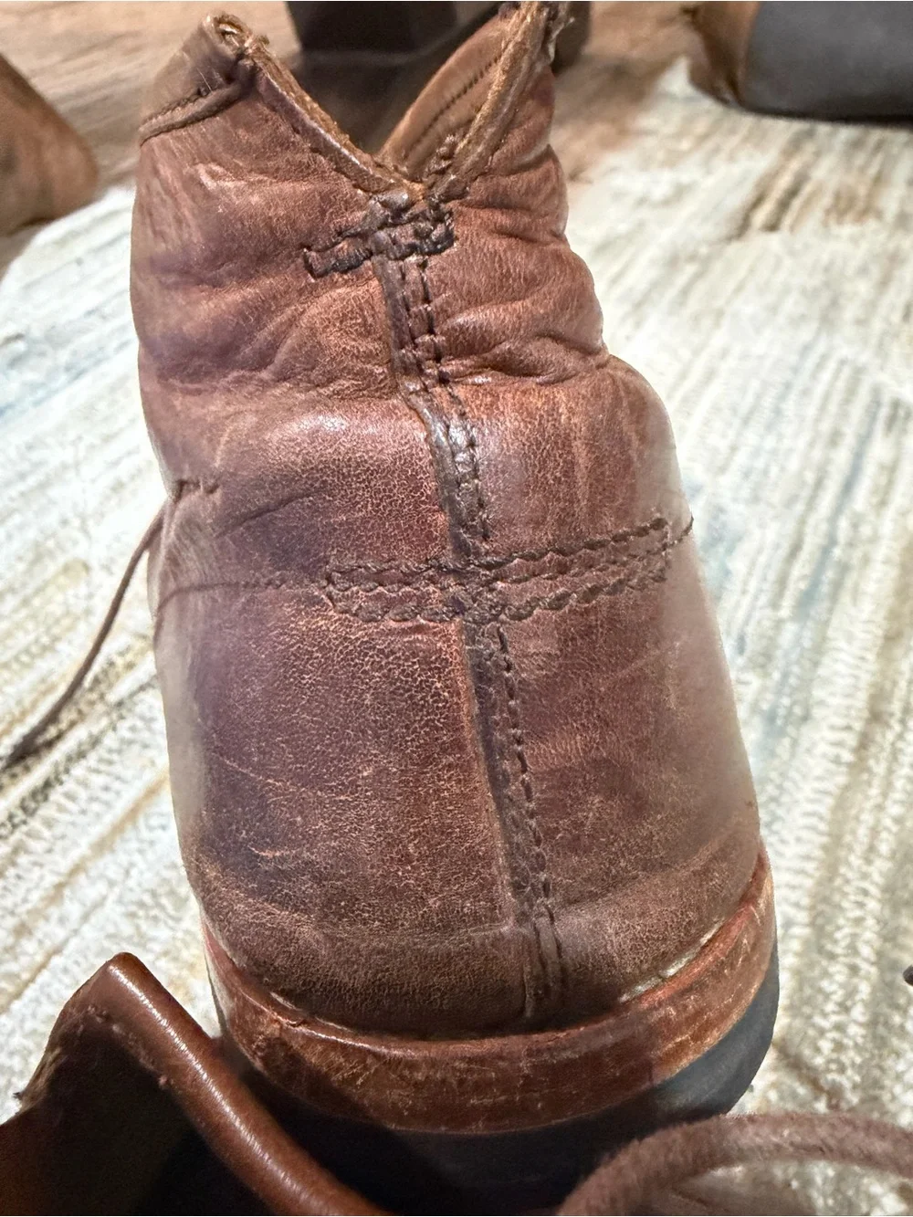 Timberland Men's Brown Leather Chukka Boots